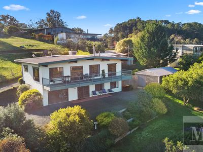 14 Goughs Crescent, Goughs Bay