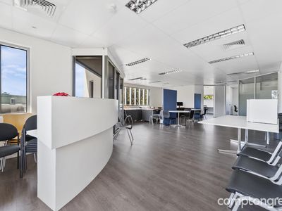 1&2 / 2a Akuna, Williamstown