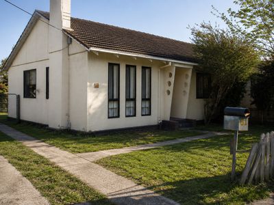 1 & 81 Jesson Crescent, Dandenong