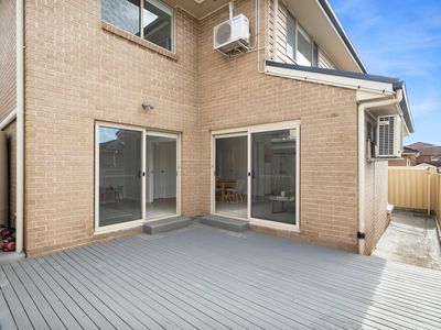 15 Campaspe Circuit, Albion Park