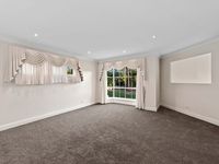 360 London Road, Belmont