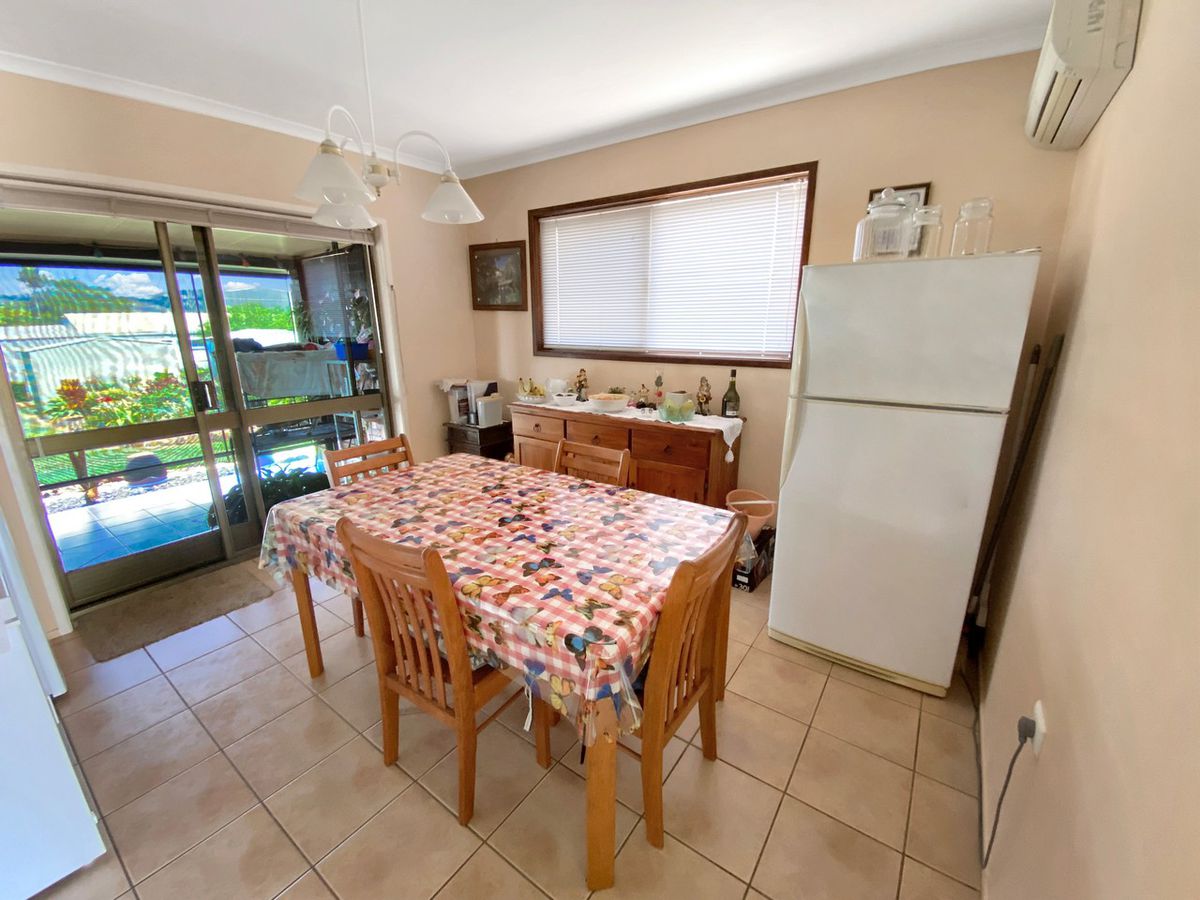 13 Pink Street, Atherton