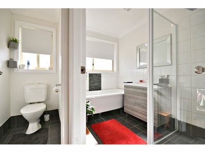27 Pegasus Place, Dubbo