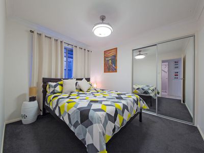47 Schooner Circuit, Manly West