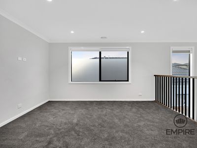 5 Herens Road, Clyde North
