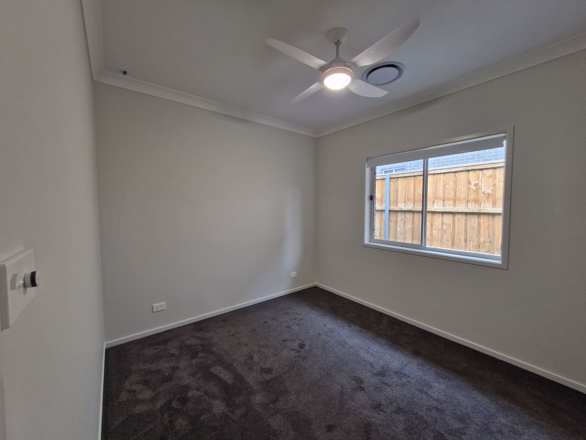 1/94 Settlers Boulevard, Chisholm