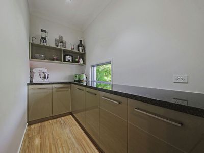 19 Rowland Avenue, Wakerley