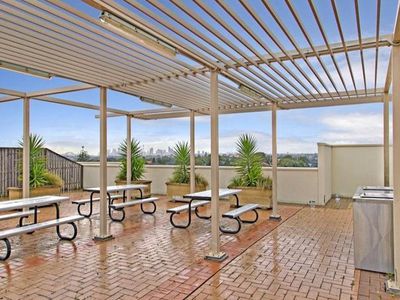 17-20 The Esplanade, Ashfield