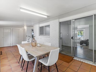 10 Dorunda Avenue, Beachmere