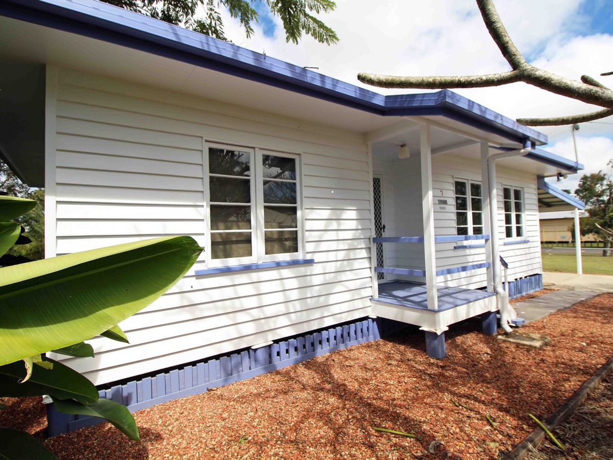 7 SEVERIN STREET, Tinaroo