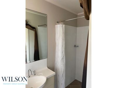 2/242 Lutwyche Road, Windsor