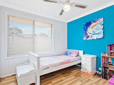 12 Sandpiper Close, Albion Park Rail