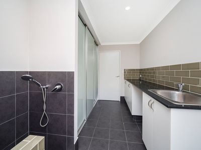 13 Denmark Loop, South Guildford