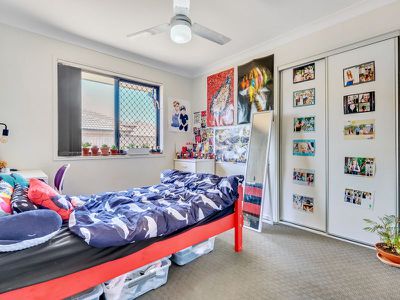 45 Stringybark Street, Regents Park