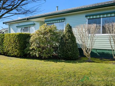 14 Beauty Avenue , Mount Beauty