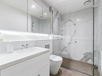 M206 / 188 Macaulay Road, North Melbourne