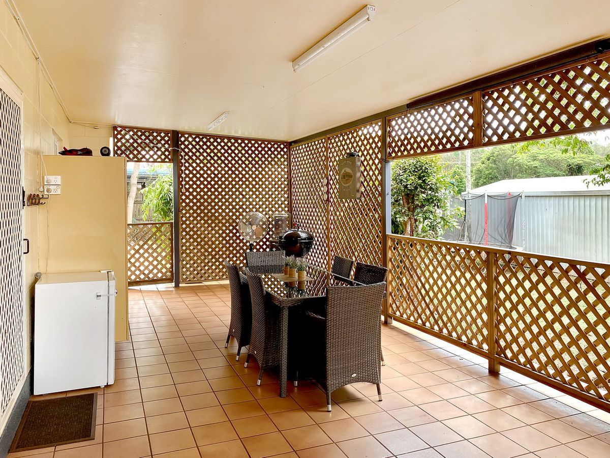 31 Danzer Drive, Atherton
