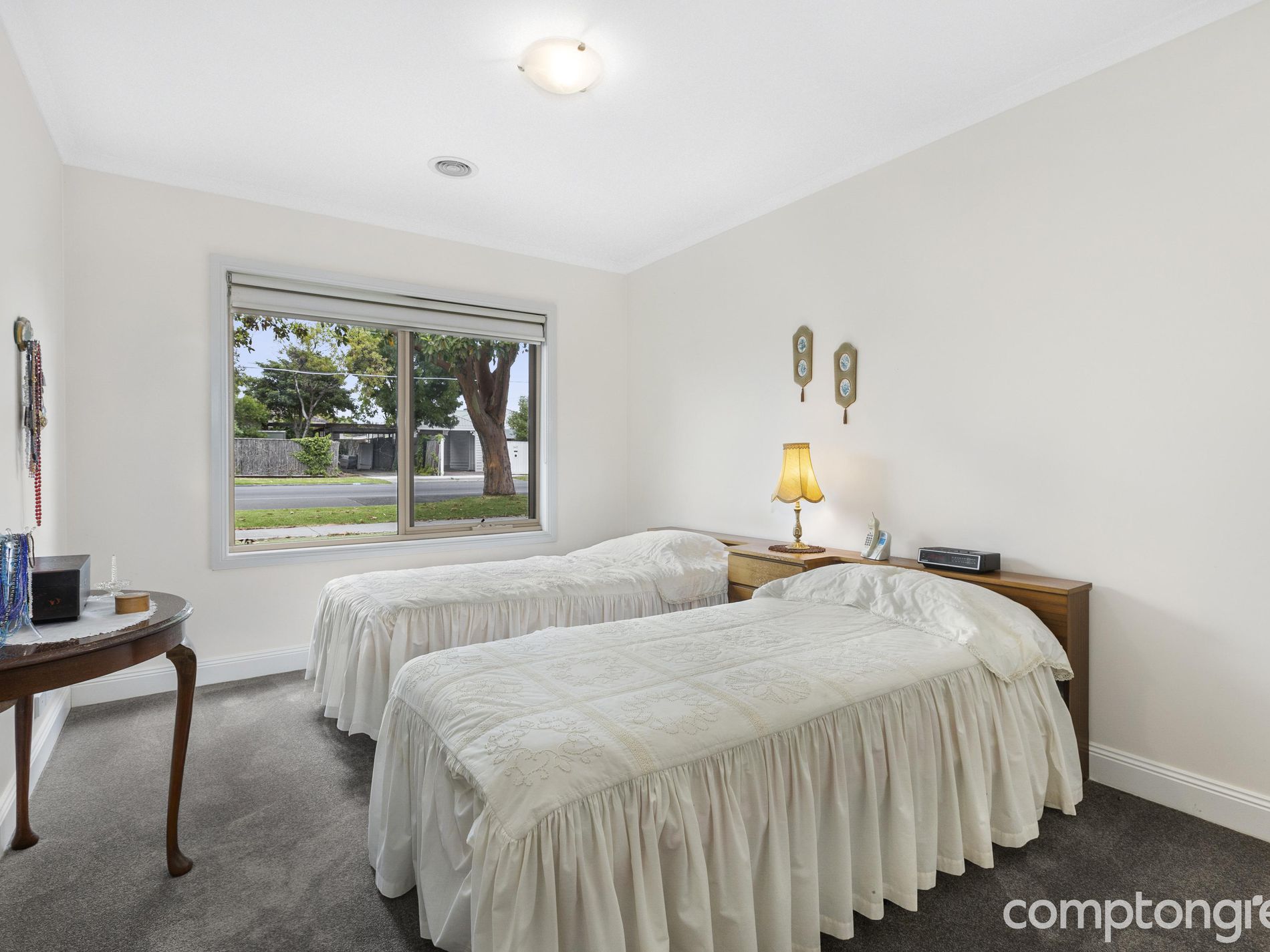 1 / 96 Roslyn Road, Belmont