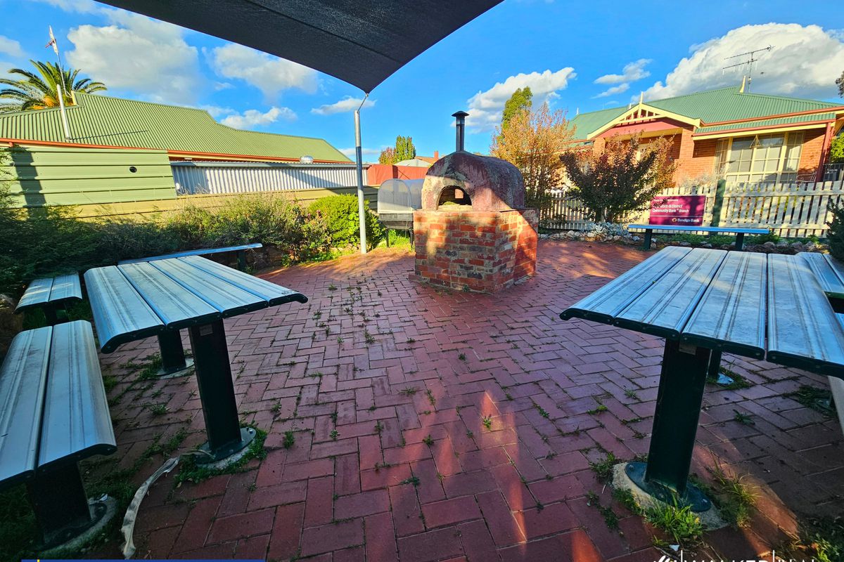 1 / 65 High Street, Rushworth