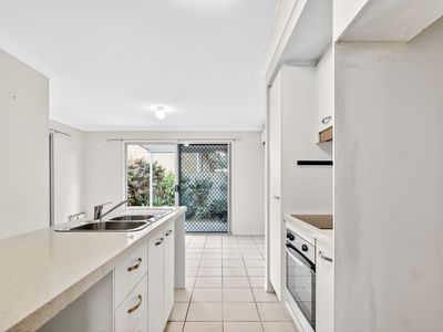 6 / 22 Grasspan Street, Zillmere