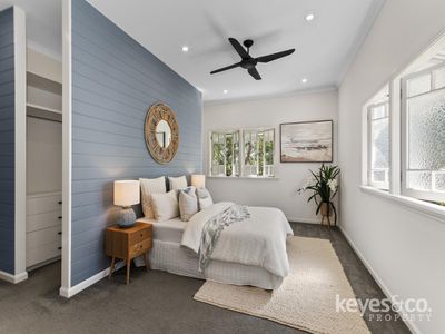 28 Townsend Street, Mysterton