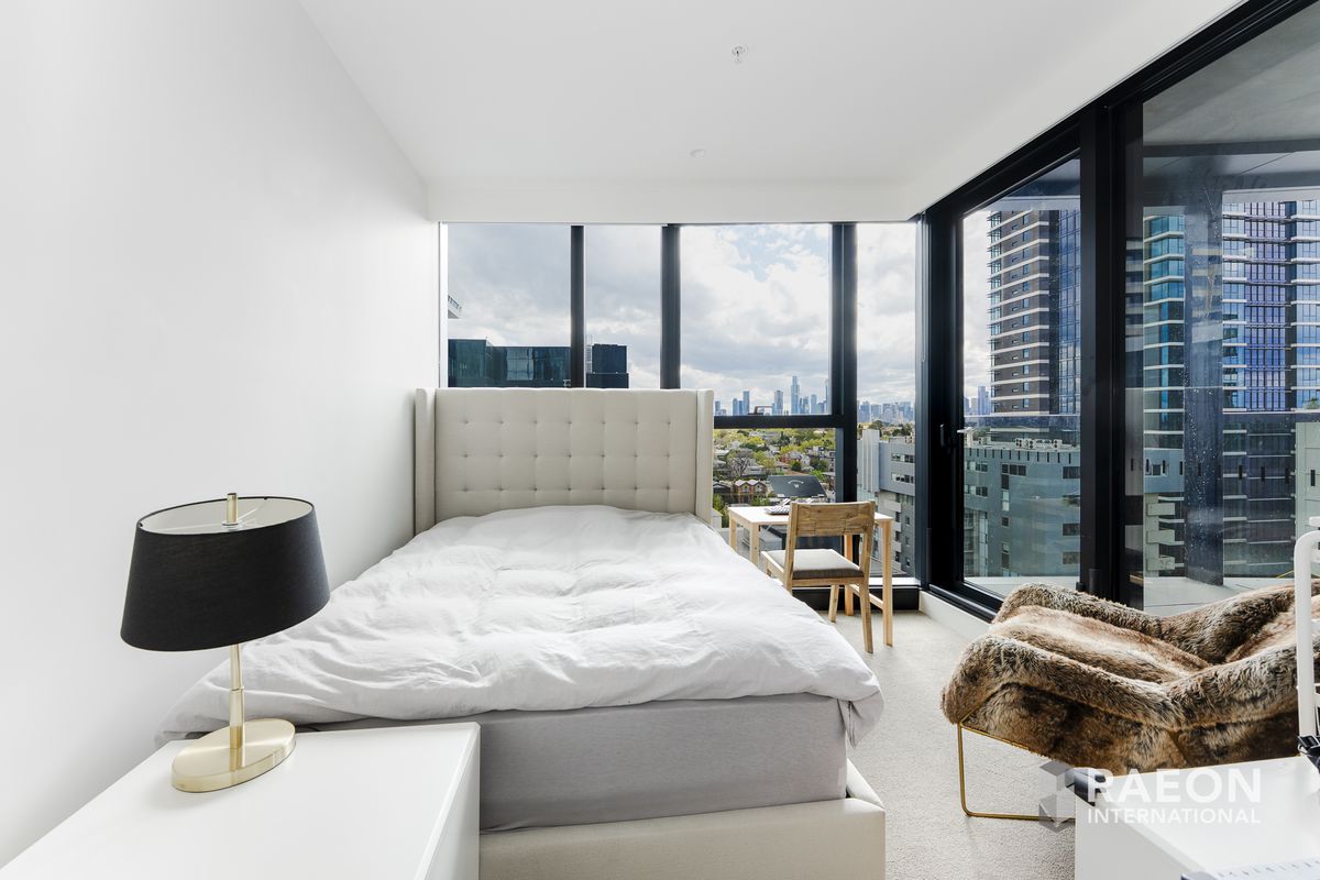 1613 / 18 Claremont St, South Yarra