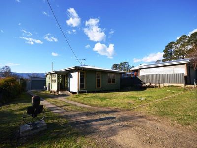 2 Mount Street, Mount Beauty