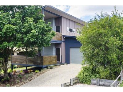 9 McNab Avenue, Tewantin