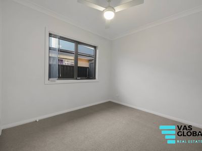 26A Duncombe Avenue, Gledswood Hills