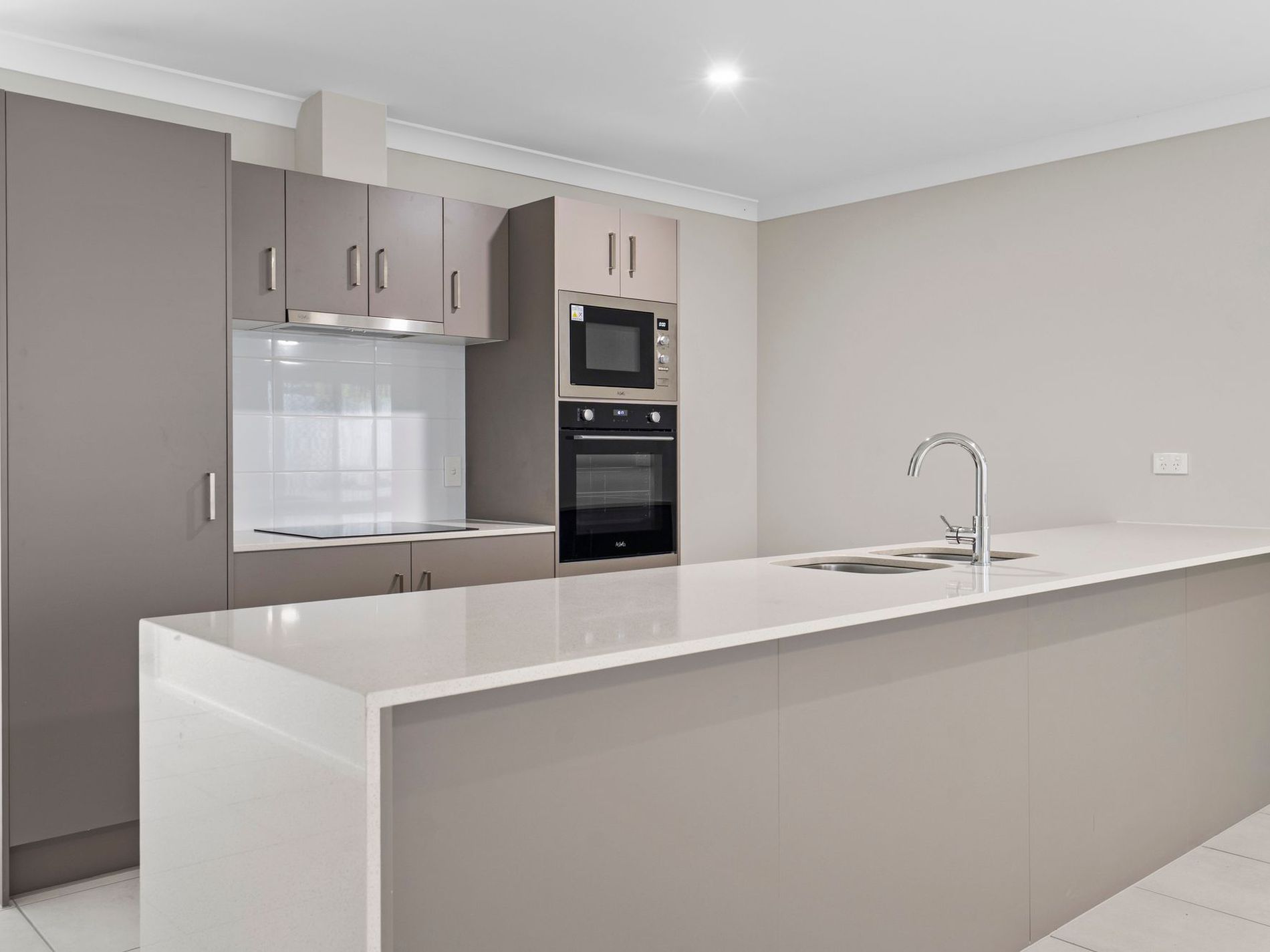 1B Gledson Street, North Booval