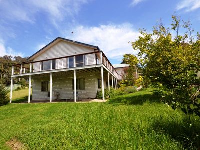 2 Marum Court , Tawonga South