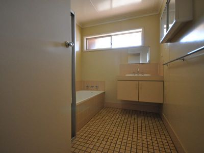 3 Mindarra Drive, Newman