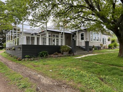557 Springfield Rd, Springfield