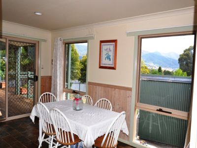 24 Fairway Avenue , Mount Beauty