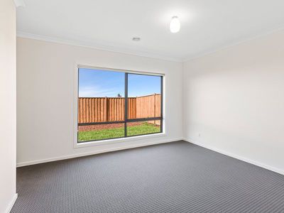 38 Blazon Drive, Tarneit