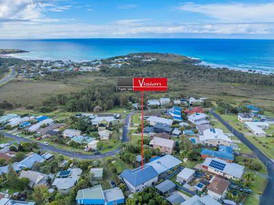 35 Ocean View Road, Arrawarra Headland