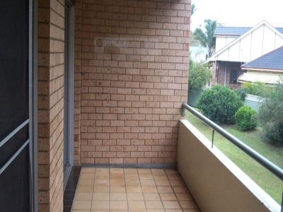 12 / 6 Blackbutt Way, Barrack Heights