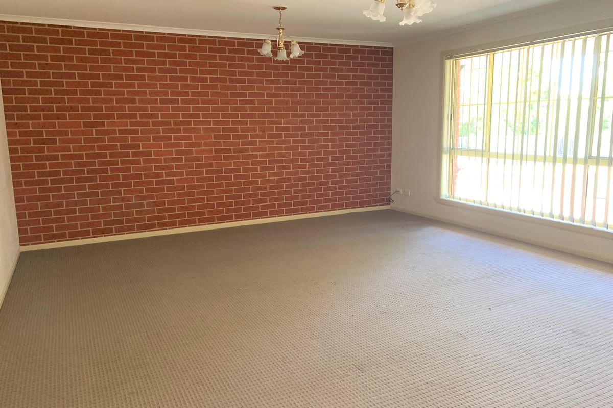 3 Oakmont Circuit, Wodonga Rise Real Estate