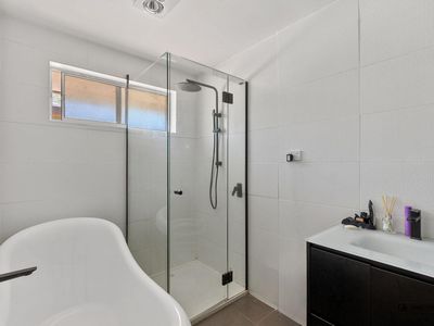 7 Priestley Crescent, Seymour