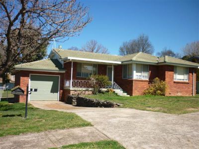 5 Somers Place, Blayney
