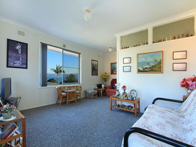 54 Grandview Parade, Lake Heights