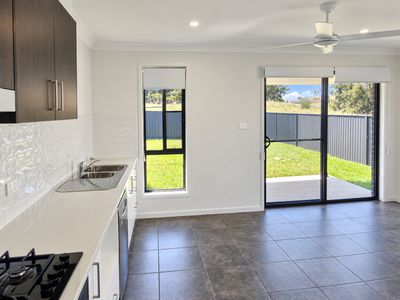 6 Daisy Close, Kootingal