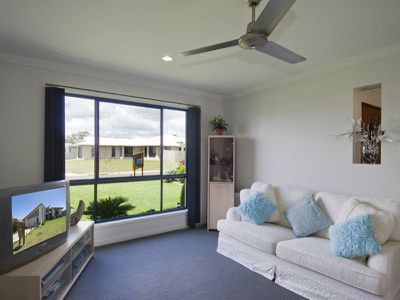 1 MCINTYRE CLOSE, Urraween