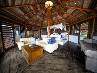 Lot 9 Bedarra Island, Dunk