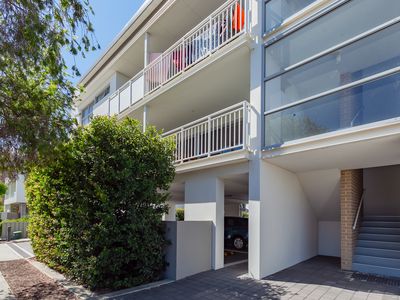 9 / 28 Pollard Street, Glendalough