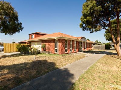 1 Aquamarine Court, Hampton Park