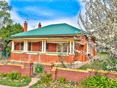 695 Pemberton Street, Albury