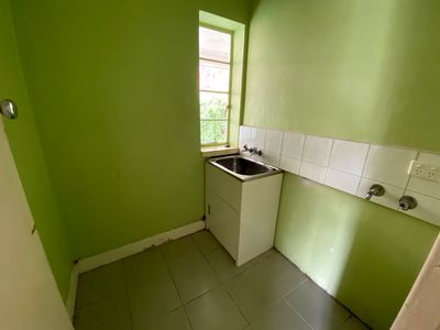 4 Colin Street, Sunshine