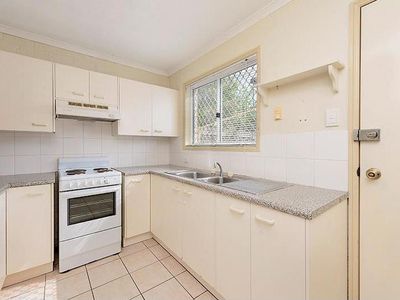 15 / 35 Dennis Road, Springwood