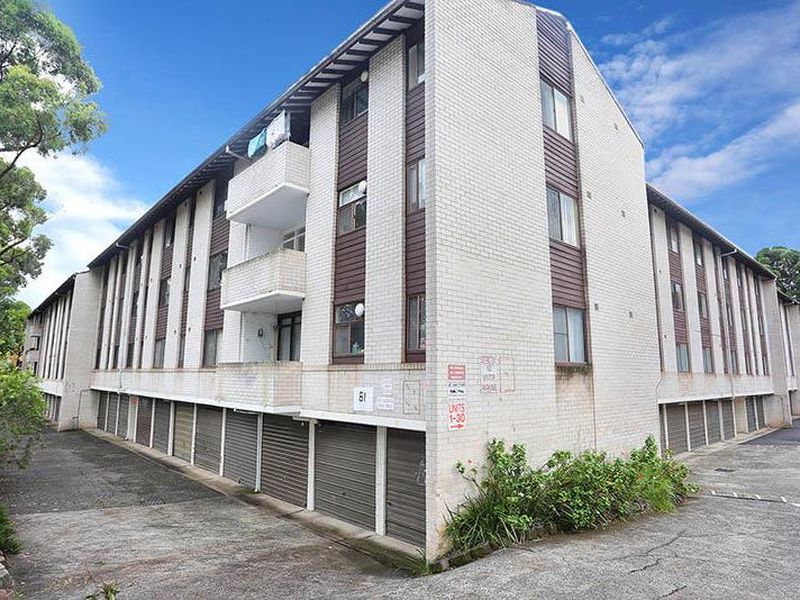 25 / 81 MEMORIAL  Ave, Liverpool